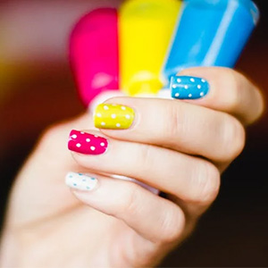 Bling Bling Nail gallery